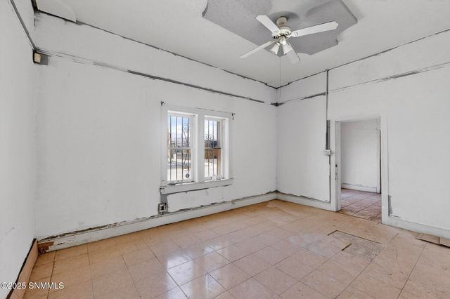 446 S San Pedro Street, Las Cruces, NM 88001