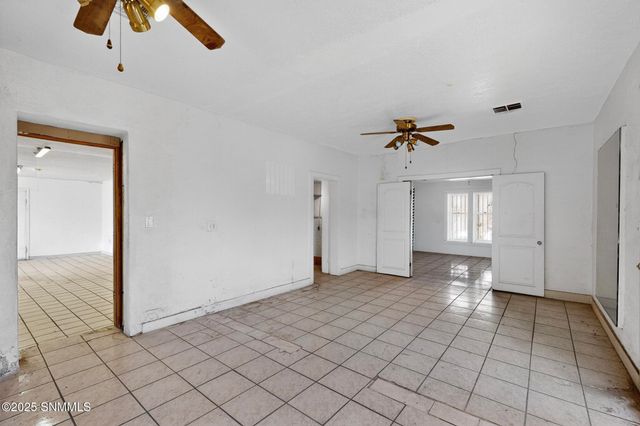 446 S San Pedro Street, Las Cruces, NM 88001