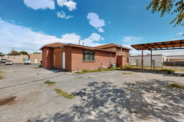 446 S San Pedro Street, Las Cruces, NM 88001