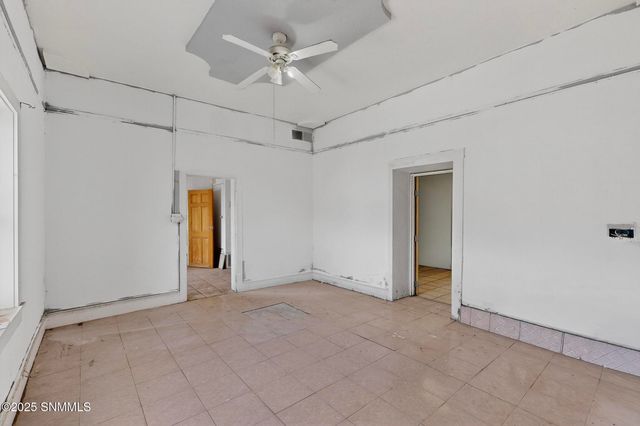 446 S San Pedro Street, Las Cruces, NM 88001