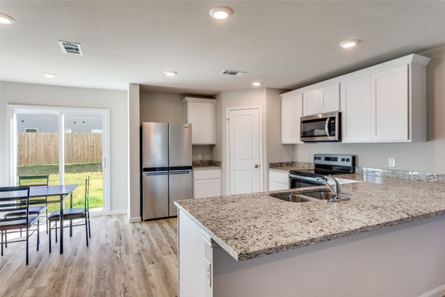 107 Annabelle Street, Cleburne, TX 76031