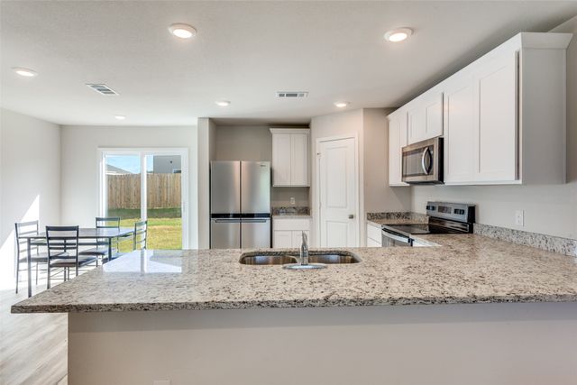 107 Annabelle Street, Cleburne, TX 76031