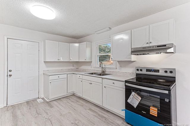 922 Rancho Drive, Fayetteville, NC 28303