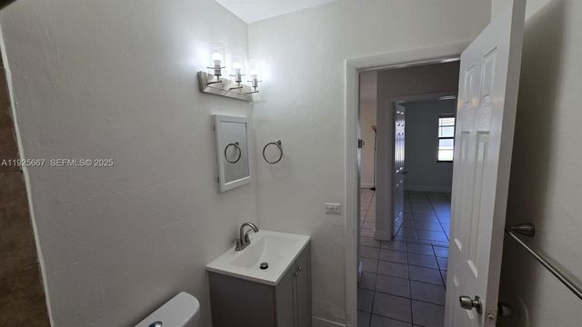 6134 SW 40th Ct, Miramar, FL 33023