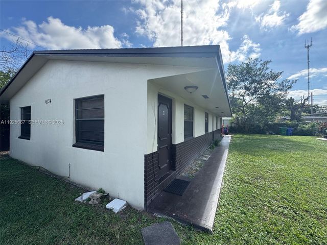 6134 SW 40th Ct, Miramar, FL 33023