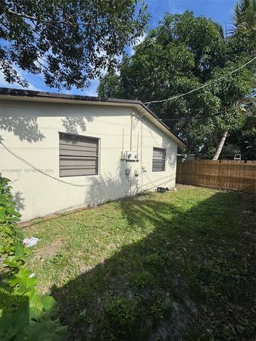 6134 SW 40th Ct, Miramar, FL 33023
