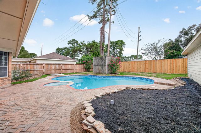 12514 Leytonstone Street, Tomball, TX 77377