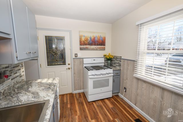 6218 W Penrod Road, Muncie, IN 47304