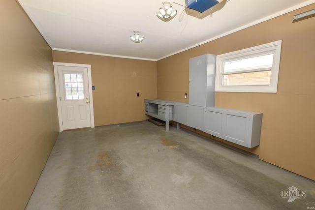 6218 W Penrod Road, Muncie, IN 47304