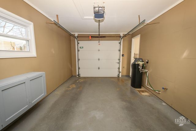 6218 W Penrod Road, Muncie, IN 47304