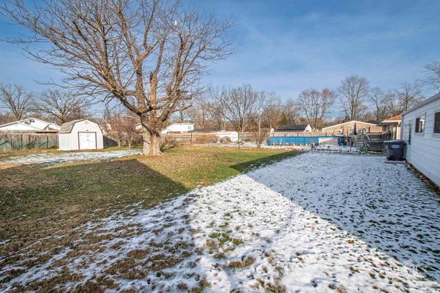 6218 W Penrod Road, Muncie, IN 47304