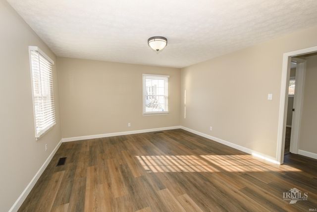 6218 W Penrod Road, Muncie, IN 47304