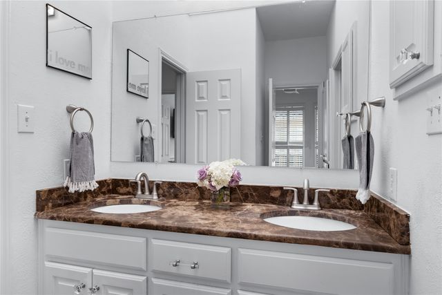 4517 Holland Avenue 105, Dallas, TX 75219