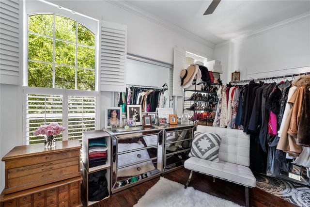 4517 Holland Avenue 105, Dallas, TX 75219