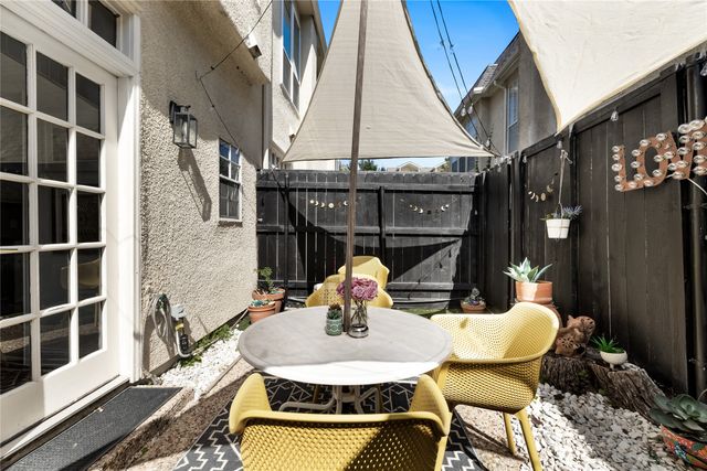 4517 Holland Avenue 105, Dallas, TX 75219