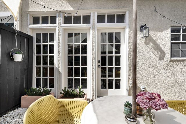 4517 Holland Avenue 105, Dallas, TX 75219