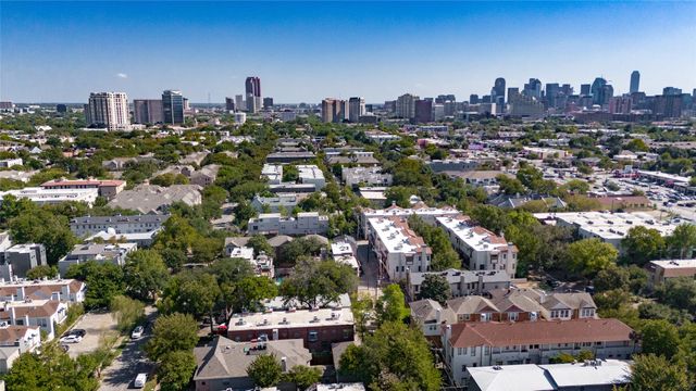 4517 Holland Avenue 105, Dallas, TX 75219