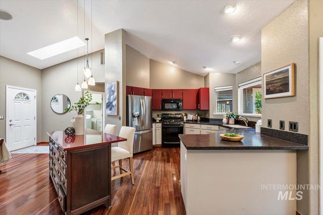 5695 S Kalmia, Boise, ID 83716