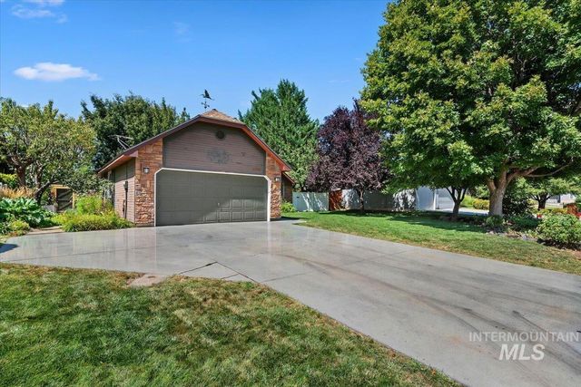 5695 S Kalmia, Boise, ID 83716