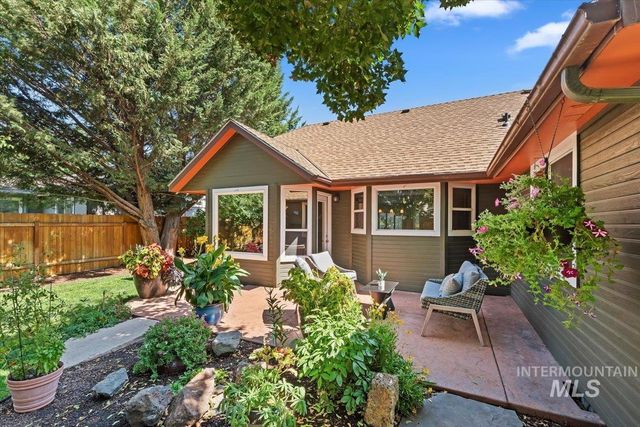 5695 S Kalmia, Boise, ID 83716