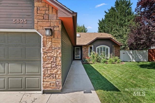 5695 S Kalmia, Boise, ID 83716