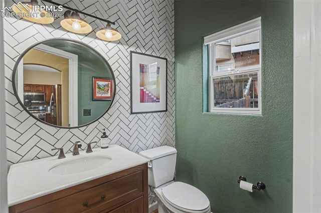 1354 Mirrillion Heights, Colorado Springs, CO 80904