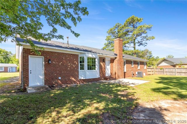 2027 Gillingham Circle, Fayetteville, NC 28304