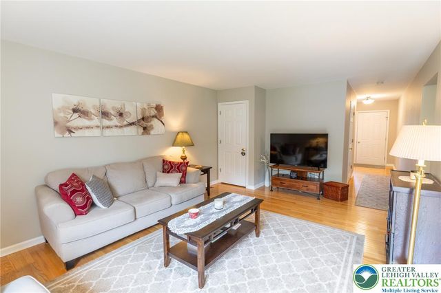 4227 Bedford Drive, Bethlehem Twp, PA 18020