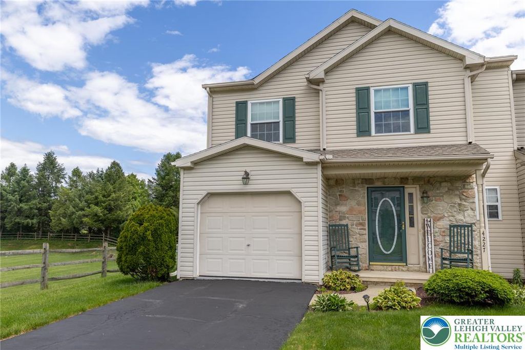 4227 Bedford Drive, Bethlehem Twp, PA 18020