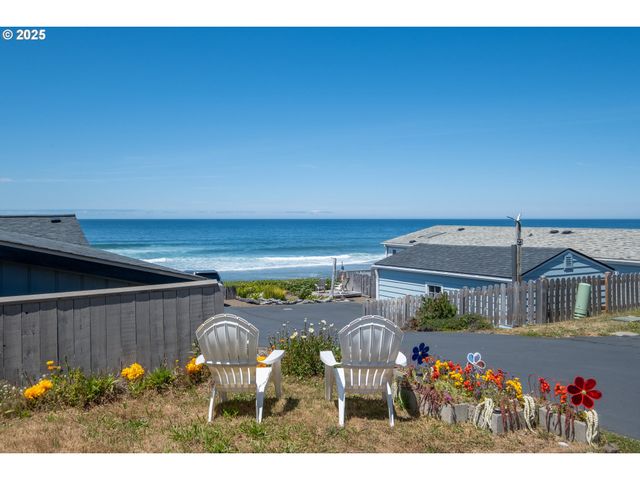 4875 N Highway 101 20, Depoe Bay, OR 97341