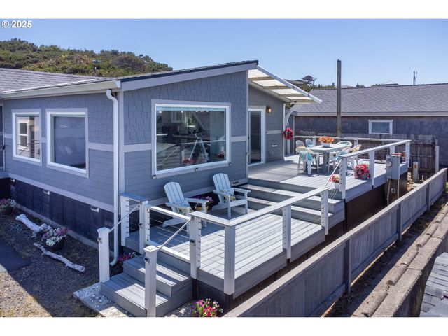 4875 N Highway 101 20, Depoe Bay, OR 97341