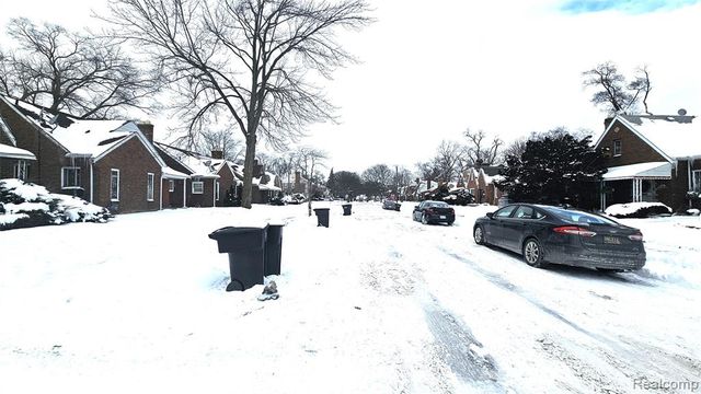 16655 Stansbury Street, Detroit, MI 48235