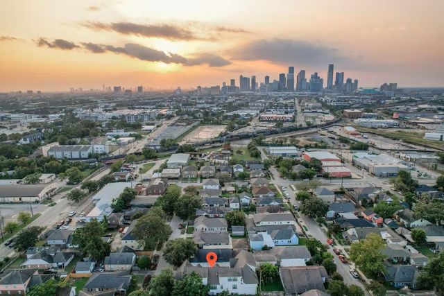 4001 Dallas Street A, Houston, TX 77023