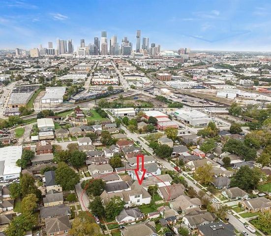 4001 Dallas Street A, Houston, TX 77023