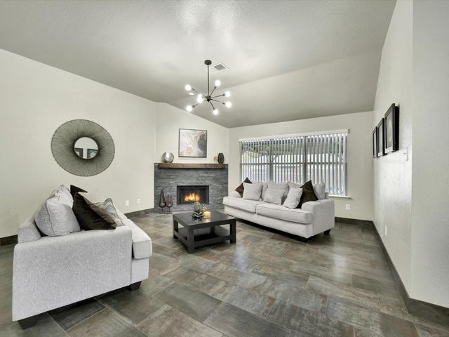 1718 Buckingham Drive, Pasadena, TX 77504