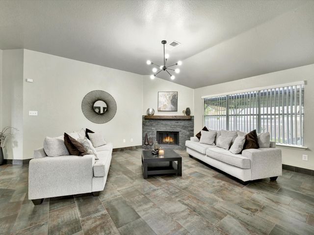 1718 Buckingham Drive, Pasadena, TX 77504