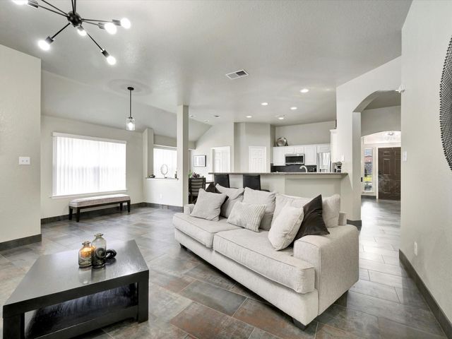 1718 Buckingham Drive, Pasadena, TX 77504