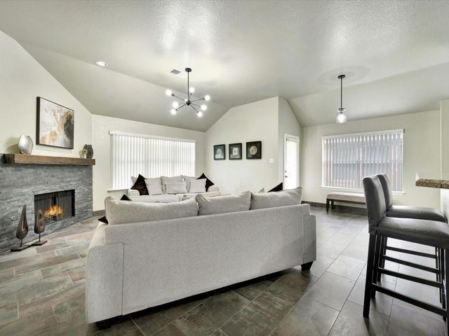 1718 Buckingham Drive, Pasadena, TX 77504