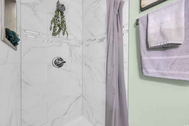 815 N Waccamaw Dr Unit 8, Murrells Inlet, SC 29576