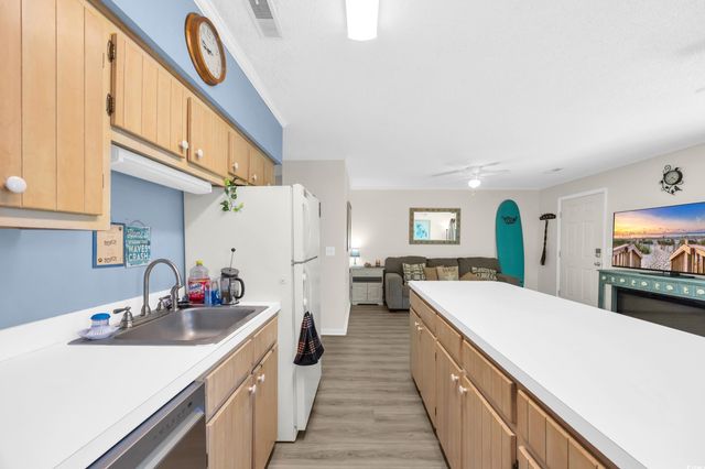 815 N Waccamaw Dr Unit 8, Murrells Inlet, SC 29576