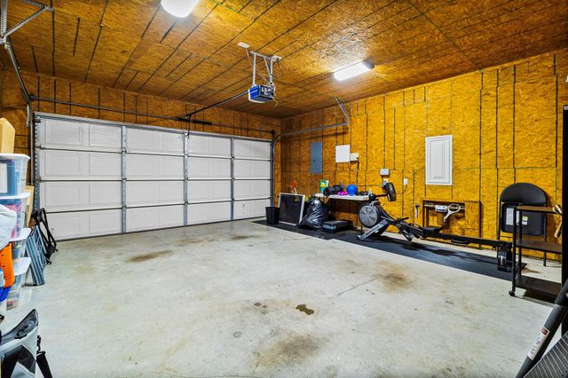 146 Iris, Livingston, TX 77351
