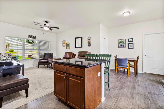 146 Iris, Livingston, TX 77351