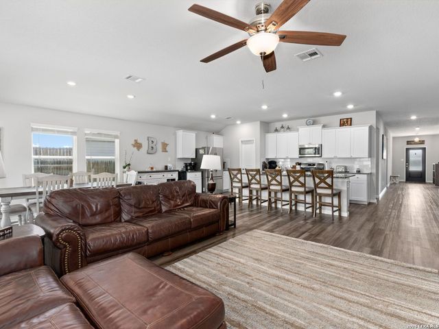 597 Summersweet, New Braunfels, TX 78130