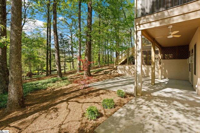 1 Touch Me Not Trail, Landrum, SC 29356