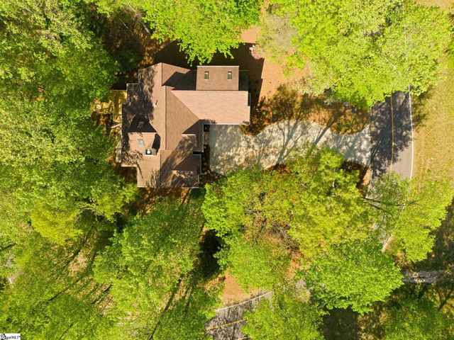 1 Touch Me Not Trail, Landrum, SC 29356