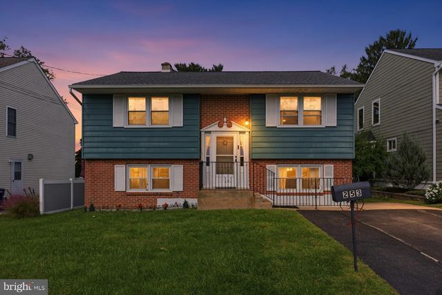 253 HIGHLAND AVE, Ambler, PA 19002
