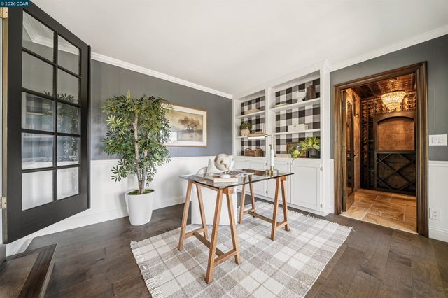 330 Twin Peaks Ln, Alamo, CA 94507