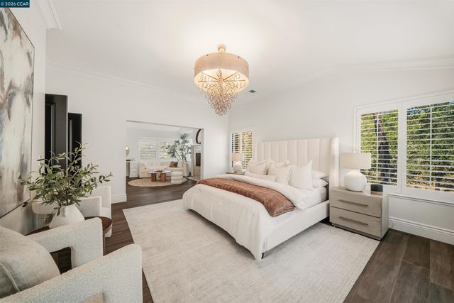 330 Twin Peaks Ln, Alamo, CA 94507