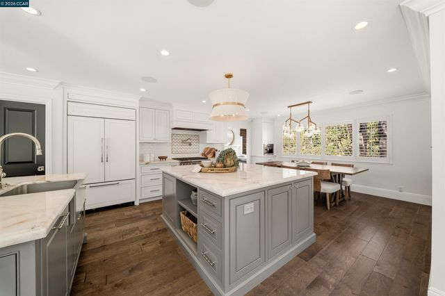 330 Twin Peaks Ln, Alamo, CA 94507