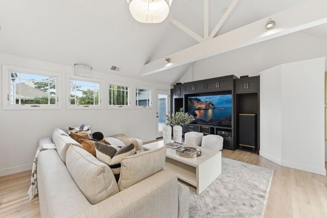 16508 Oleander Avenue, Los Gatos, CA 95032